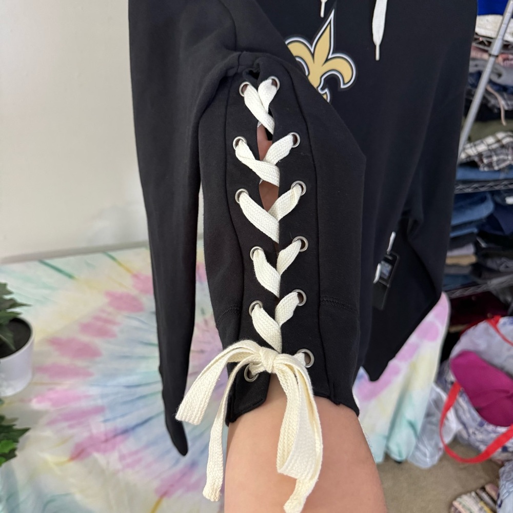 New Orleans Saints Lace-Up Side Black Pullover Hoodie Junk Food Size Large NFL - Picture 8 of 11